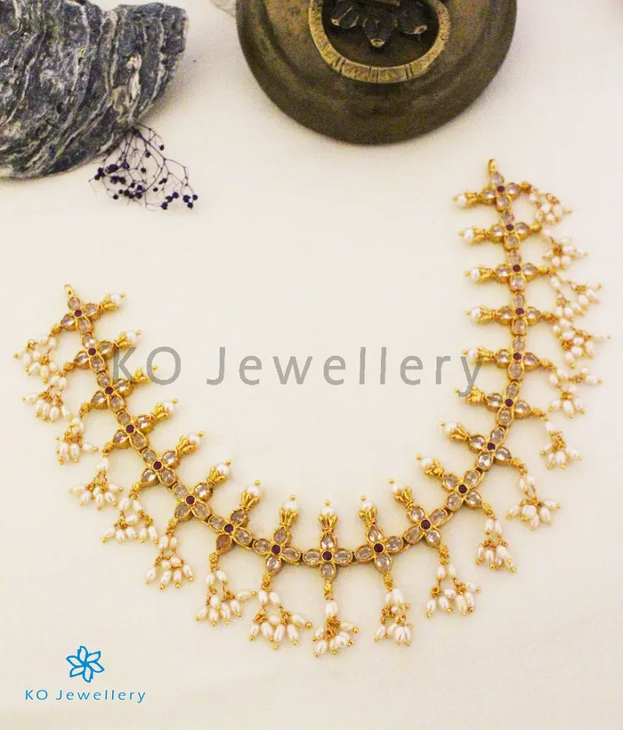 The Shriya Silver Pearl Necklace White Silversmith Necklaces