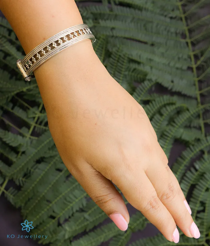 The Soha Silver Openable Bracelet Size 24 Jaipur Bracelets